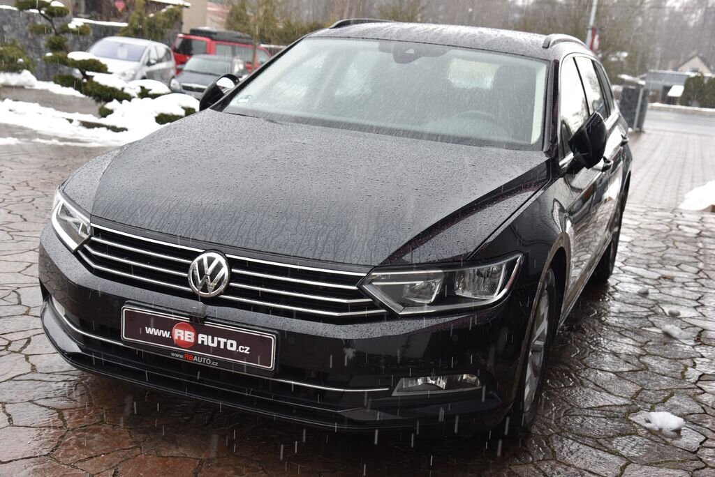 Volkswagen Passat Kombi 2,0 l 110 kw