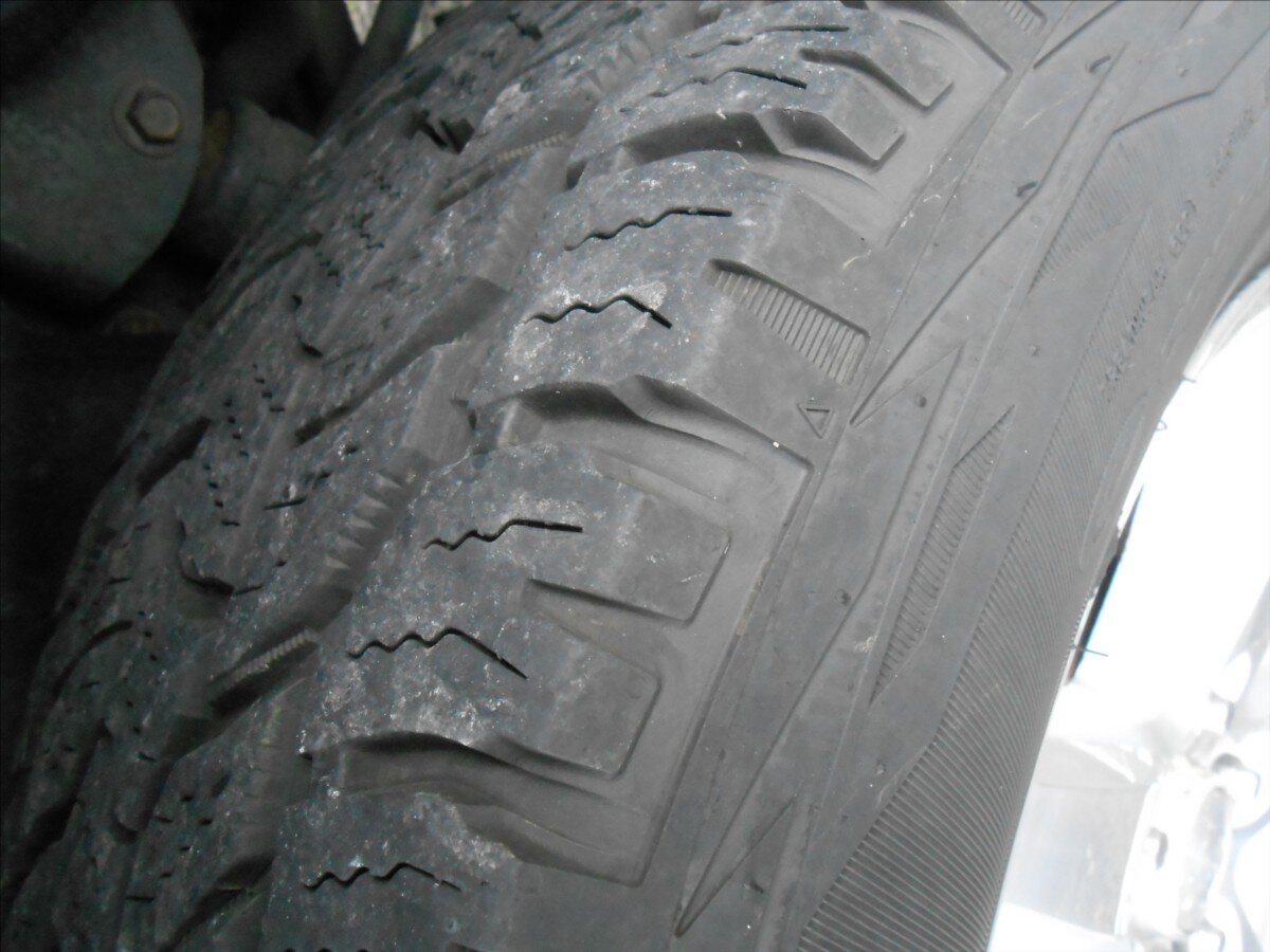 Jeep Cherokee SUV 3,7 l 151 kw