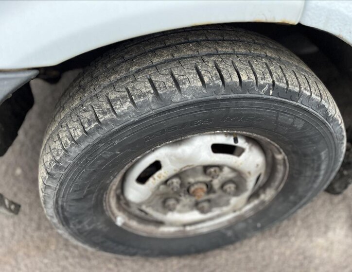 Ford Transit Skříň 2,2 l 74 kw