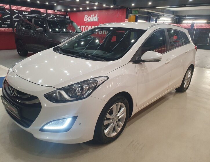 Hyundai i30 Kombi 1,6 l 88 kw