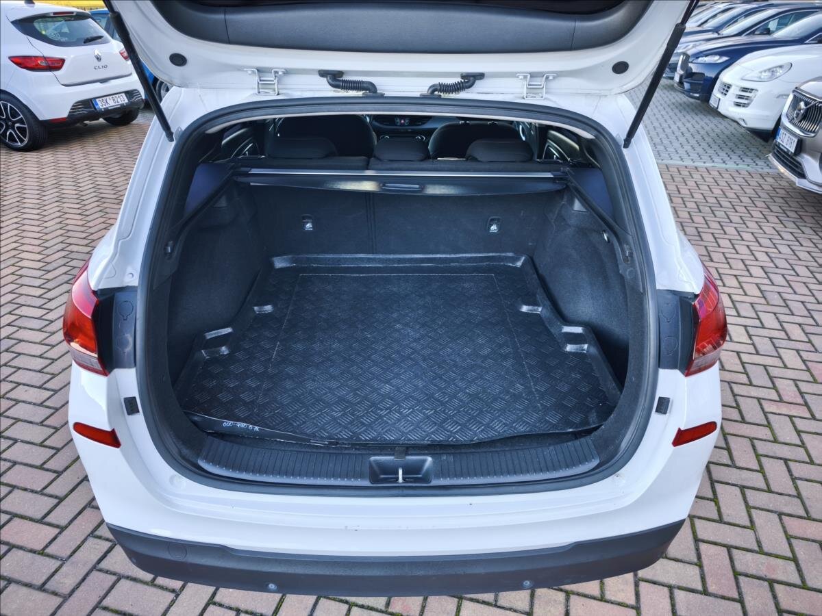 Hyundai i30 Kombi 998,0 88 kw