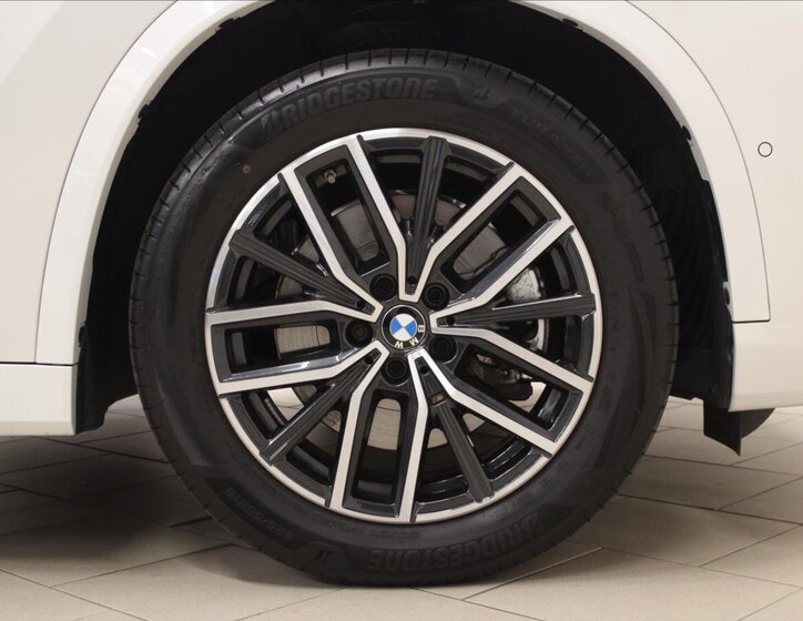 BMW X1 SUV 2,0 l 145 kw