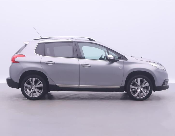 Peugeot 2008 8