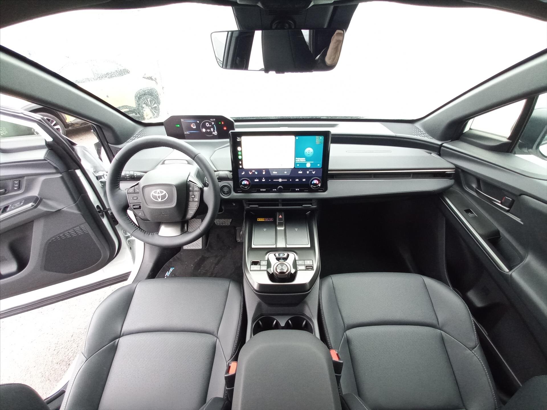 Toyota bZ4X SUV / Terénní 0,0 255 kw