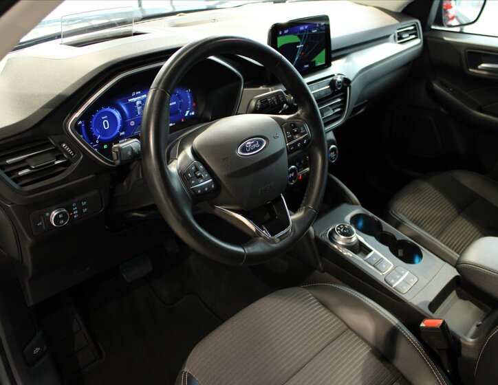 Ford Kuga SUV / Terénní 2,0 l 140 kw