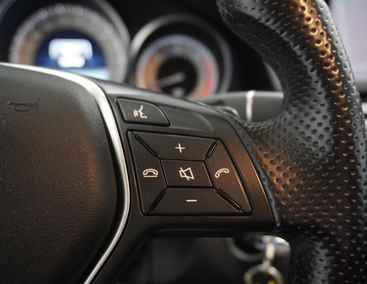 Mercedes-Benz Třídy E Kombi 3,0 l 190 kw