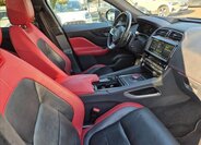 Jaguar F-Pace SUV / Terénní 3,0 l 221 kw