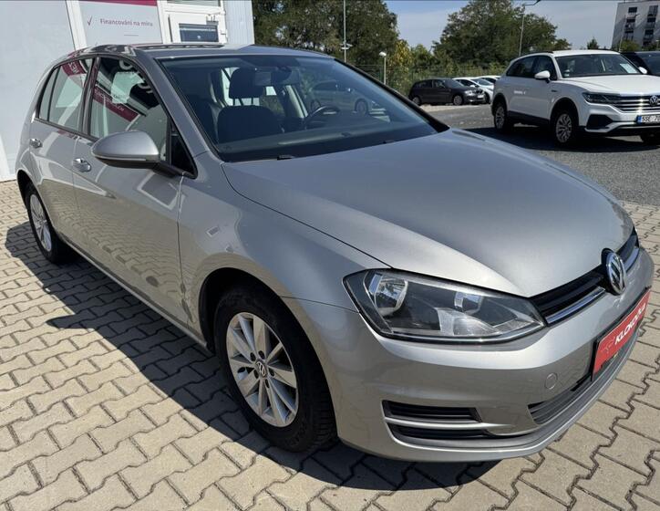 Volkswagen Golf 8