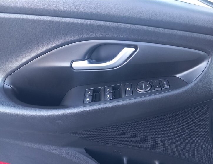 Hyundai i30 Kombi 998,0 88 kw