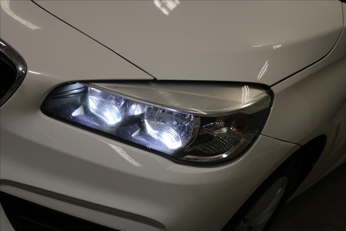 BMW Řada 2 Kombi 1,5 l 100 kw