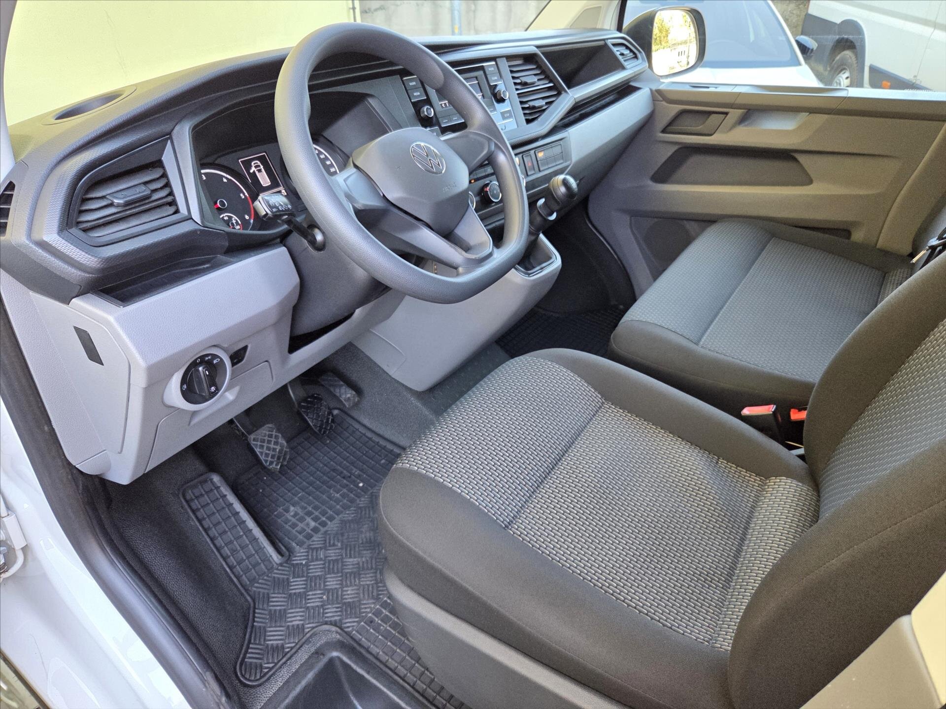 Volkswagen Transporter Ostatní 2,0 l 110 kw