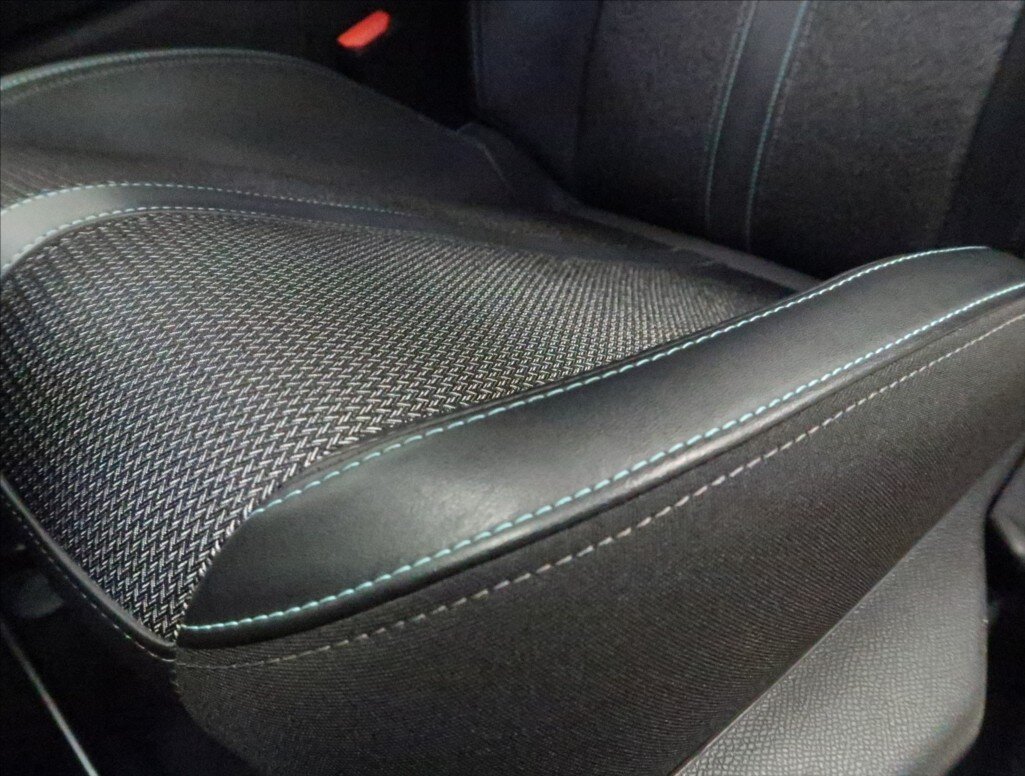 Peugeot 308 Kombi 1,2 l 96 kw