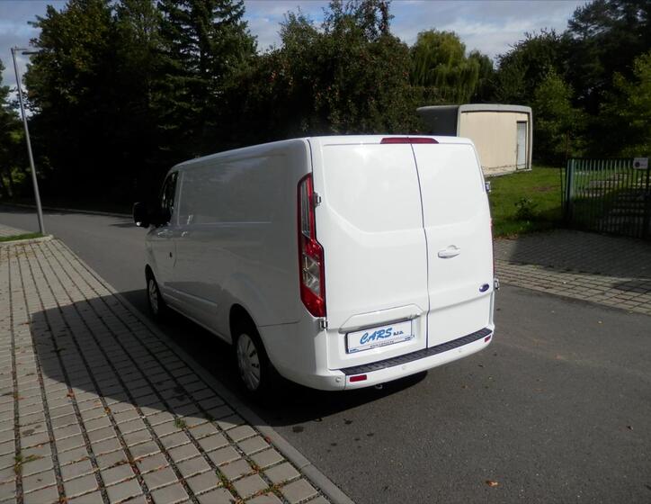 Ford Transit Custom 7