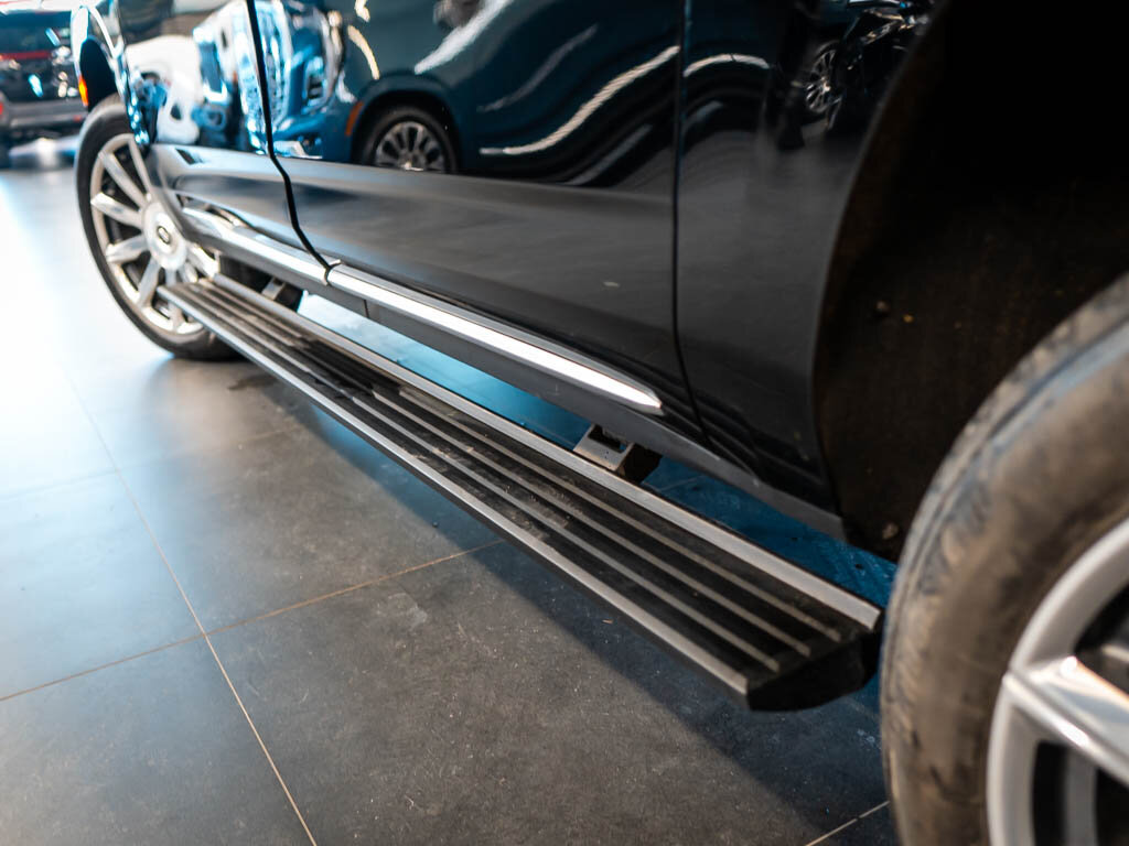 Cadillac Escalade SUV / Terénní 6,2 l 313 kw