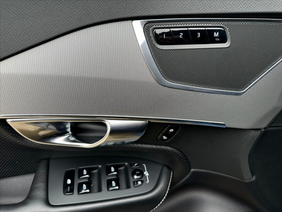 Volvo XC90 Ostatní 2,0 l 173 kw