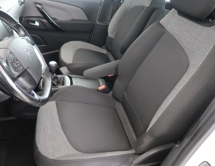 Citroën C4 Picasso 9