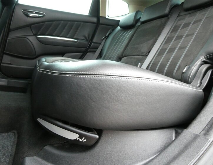 Lancia Delta Hatchback 1,4 l 88 kw