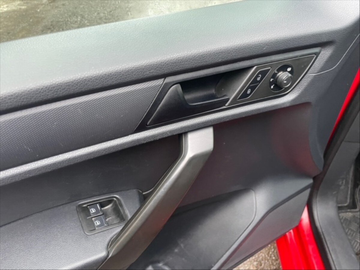 Volkswagen Caddy Skříň 1,6 l 75 kw