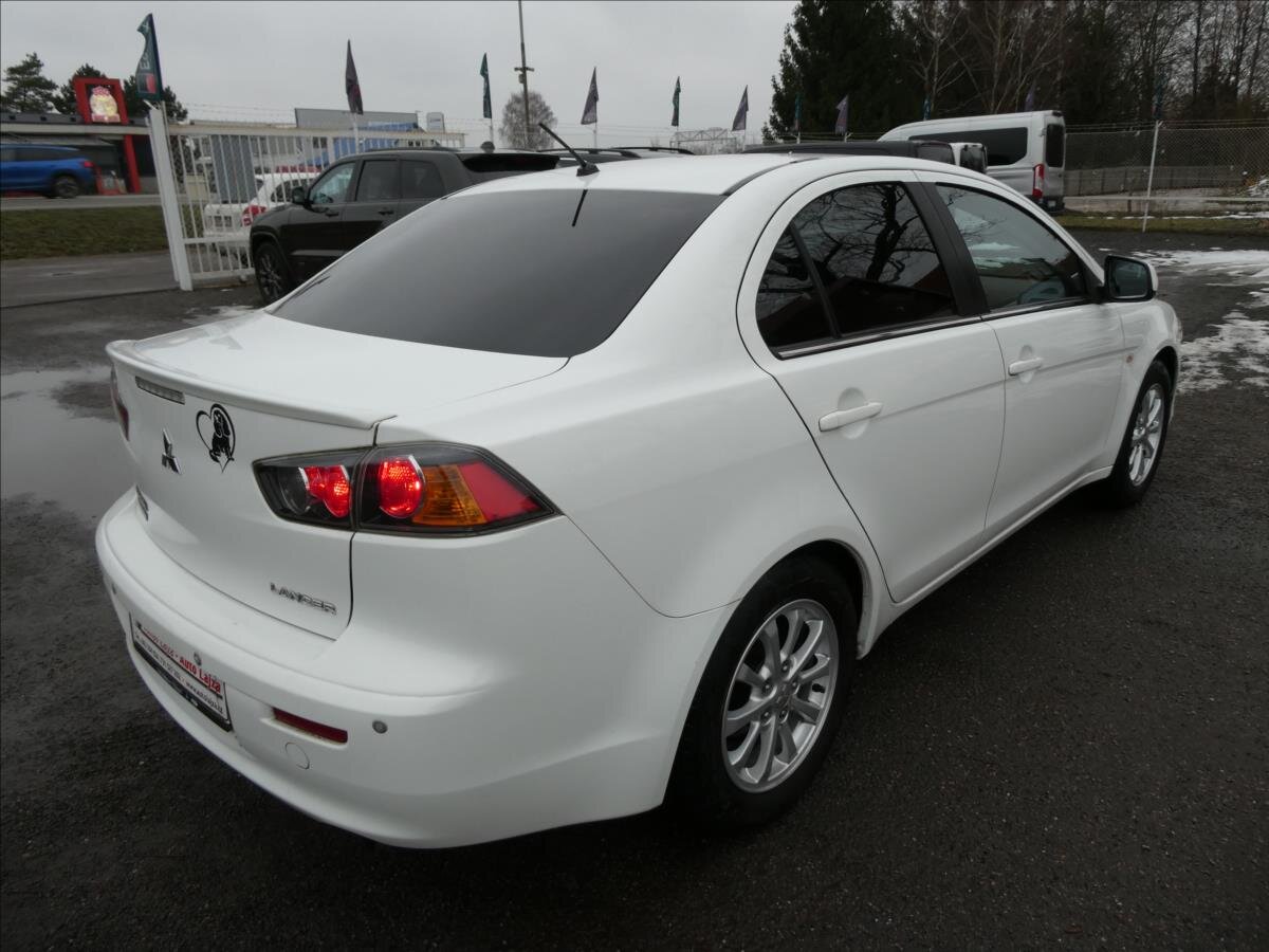 Mitsubishi Lancer