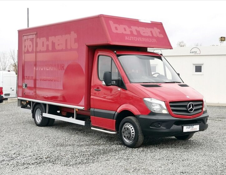 Mercedes-Benz Sprinter 2