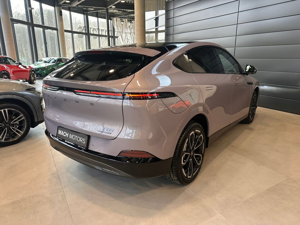 Ostatní Ostatní SUV / Terénní 0,0 358 kw