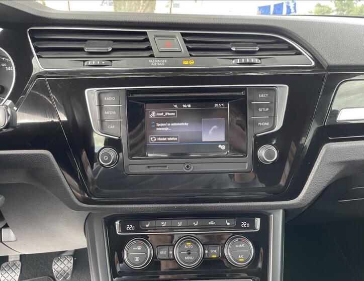 Volkswagen Touran 16