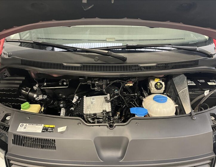 Volkswagen Multivan MPV 2,0 l 110 kw