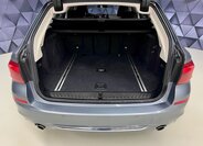 BMW Řada 5 Kombi 3,0 l 195 kw