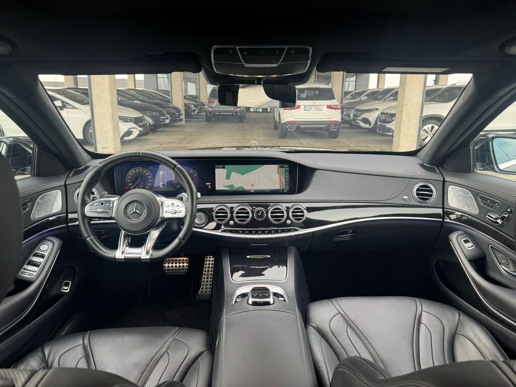 Mercedes-Benz Třídy S Sedan 4,0 l 345 kw