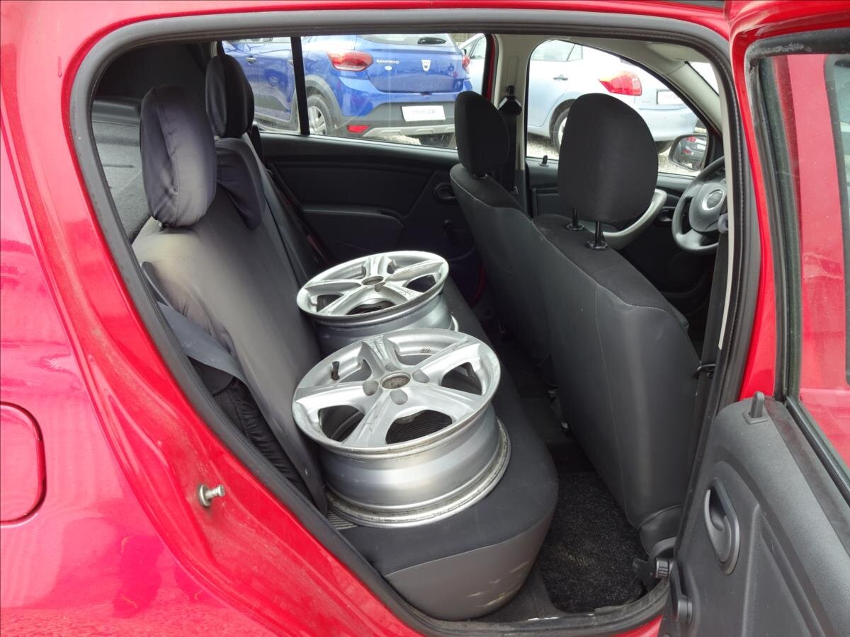 Dacia Sandero Hatchback 1,4 l 55 kw