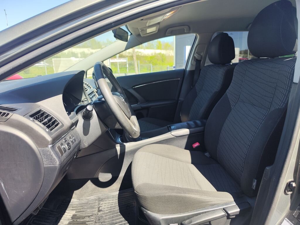 Toyota Avensis Kombi 2,0 l 93 kw