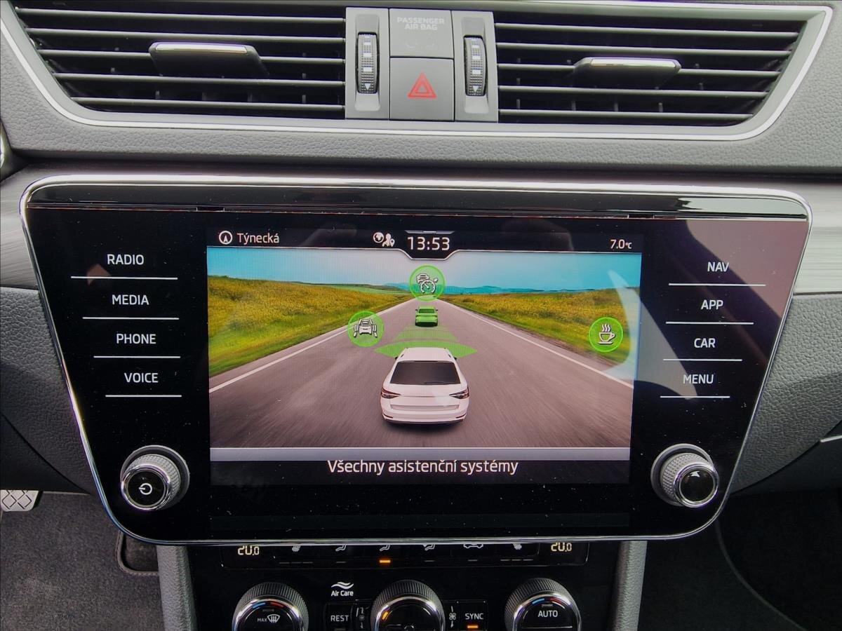 Škoda Superb Kombi 1,5 l 110 kw