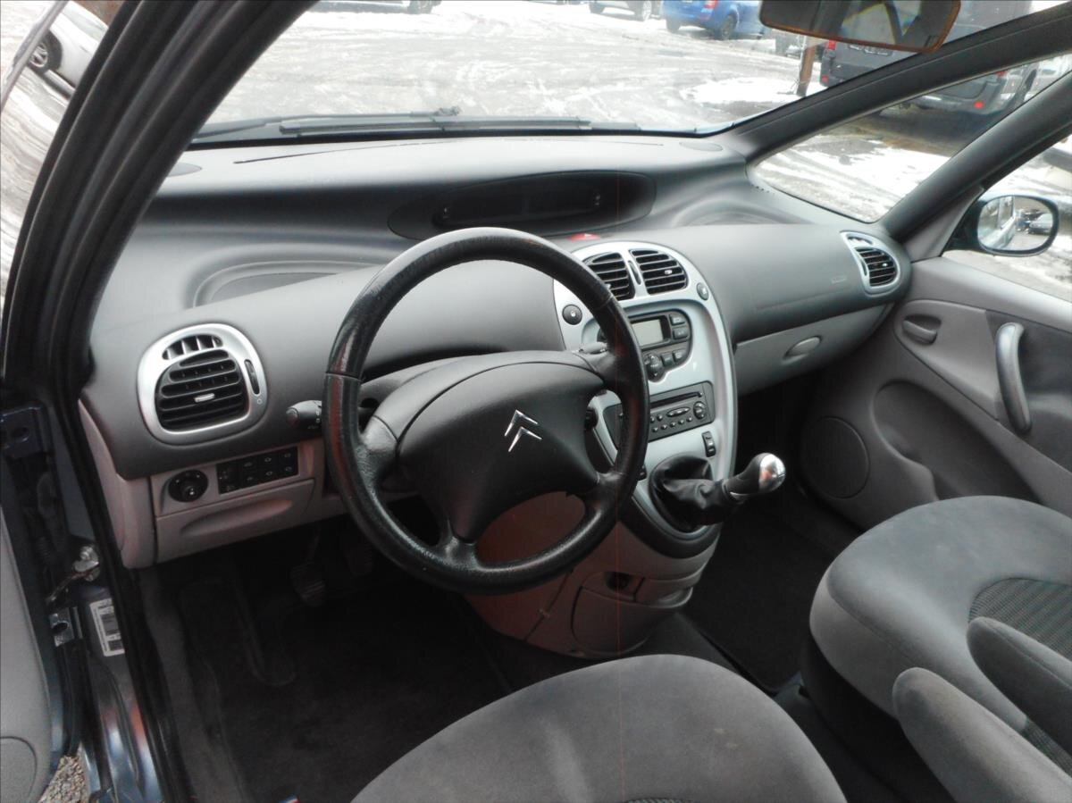 Citroën Xsara Picasso MPV 1,6 l 66 kw