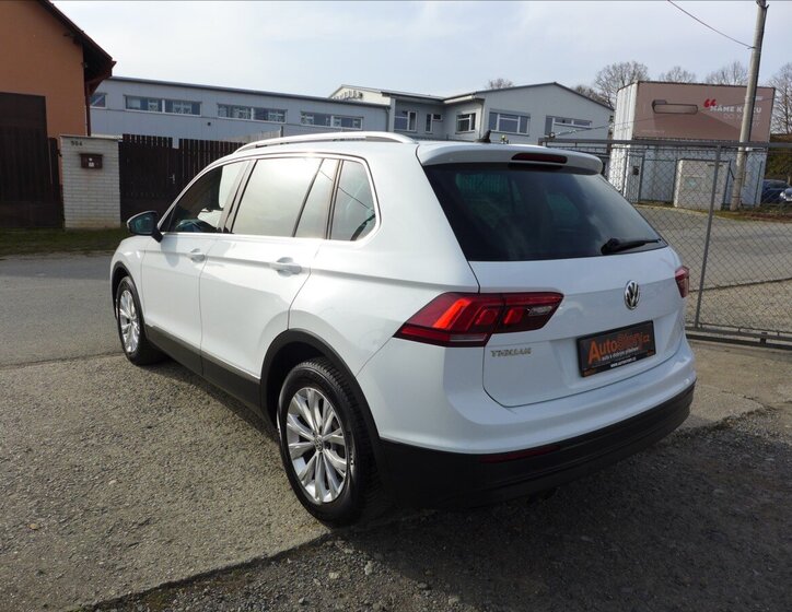 Volkswagen Tiguan SUV / Terénní 2,0 l 110 kw