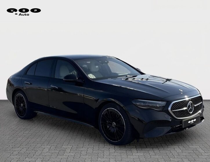 Mercedes-Benz Třídy E Sedan / Limuzína 2,0 l 145 kw