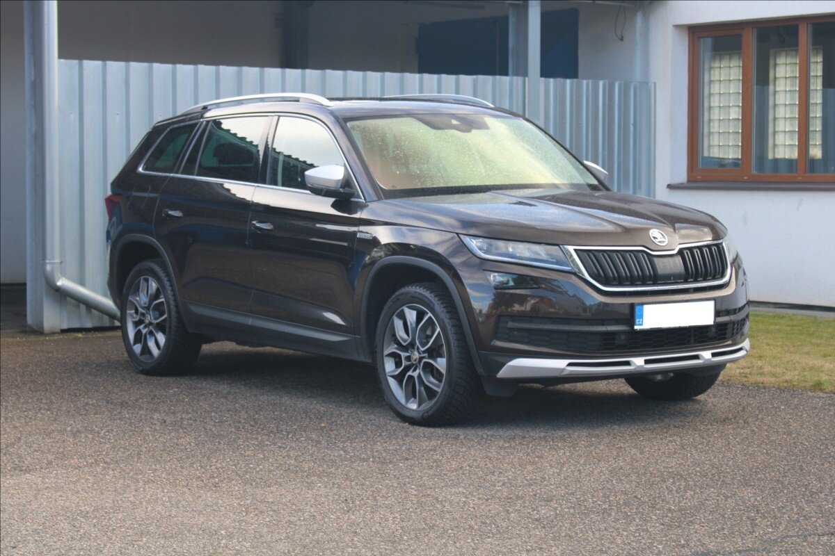 Škoda Kodiaq SUV / Terénní 2,0 l 140 kw