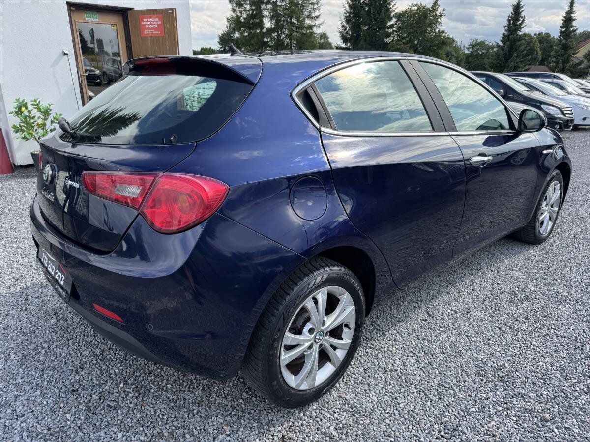 Alfa Romeo Giulietta Hatchback 1,6 l 77 kw