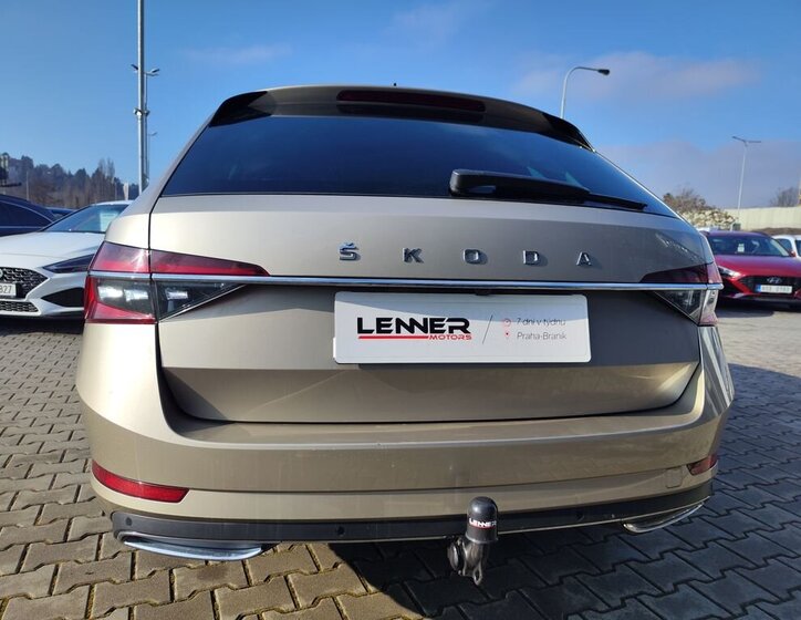 Škoda Superb Kombi 1,5 l 110 kw