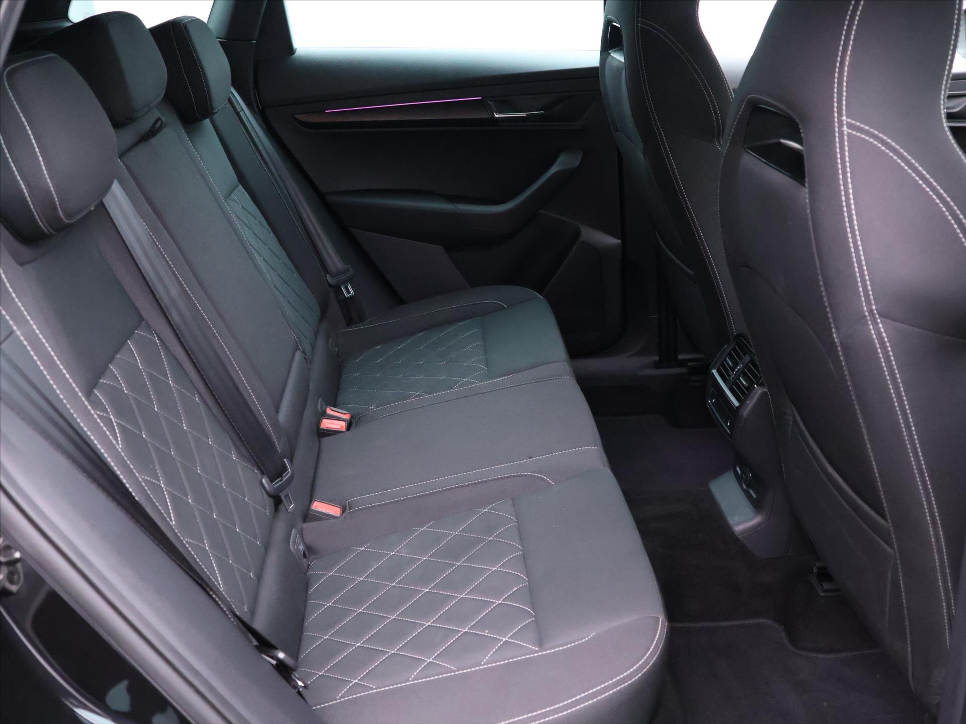 Škoda Karoq SUV 2,0 l 140 kw