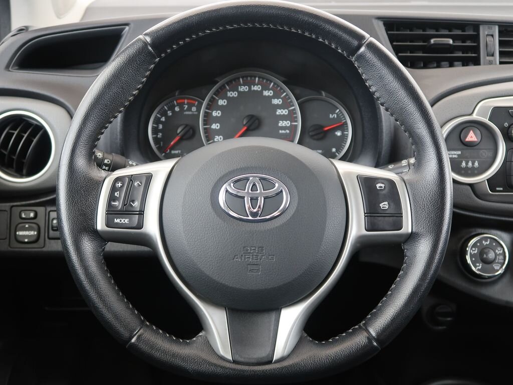 Toyota Yaris Kombi 1,3 l 73 kw