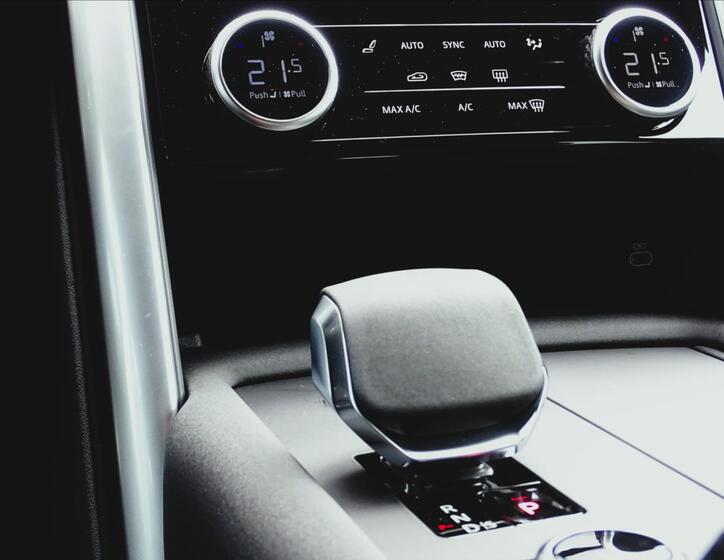 Land Rover Discovery 11