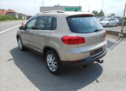 Volkswagen Tiguan 8