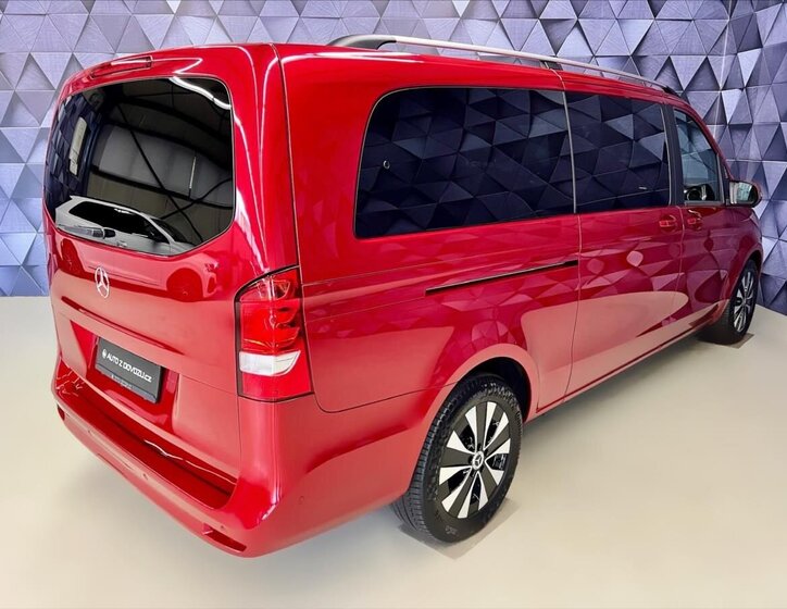 Mercedes-Benz Třídy V Kombi 2,0 l 174 kw