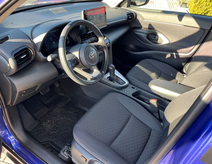 Toyota Yaris Cross 11