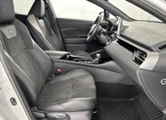 Toyota C-HR SUV / Terénní 2,0 l 135 kw