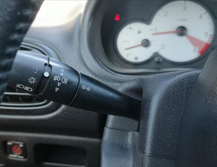 Peugeot 206 Hatchback 1,4 l 50 kw