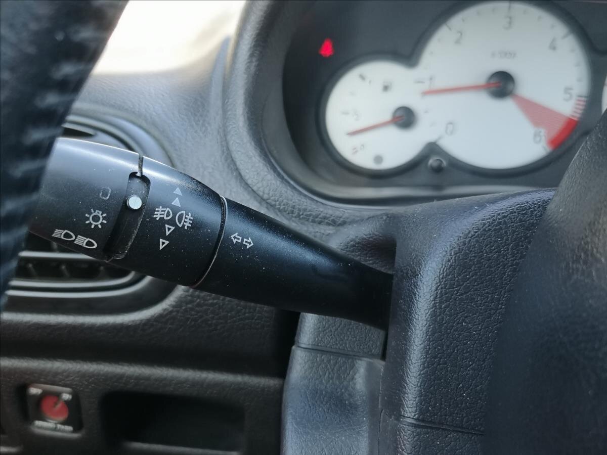 Peugeot 206 Hatchback 1,4 l 50 kw