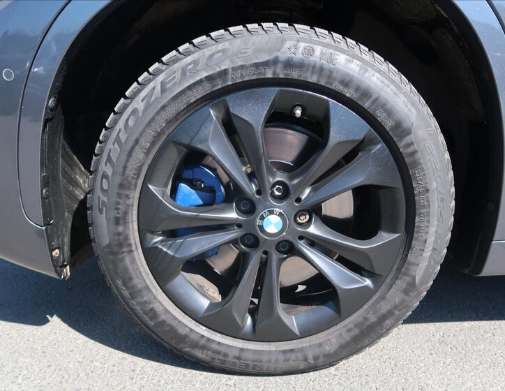 BMW X1 SUV / Terénní 2,0 l 140 kw