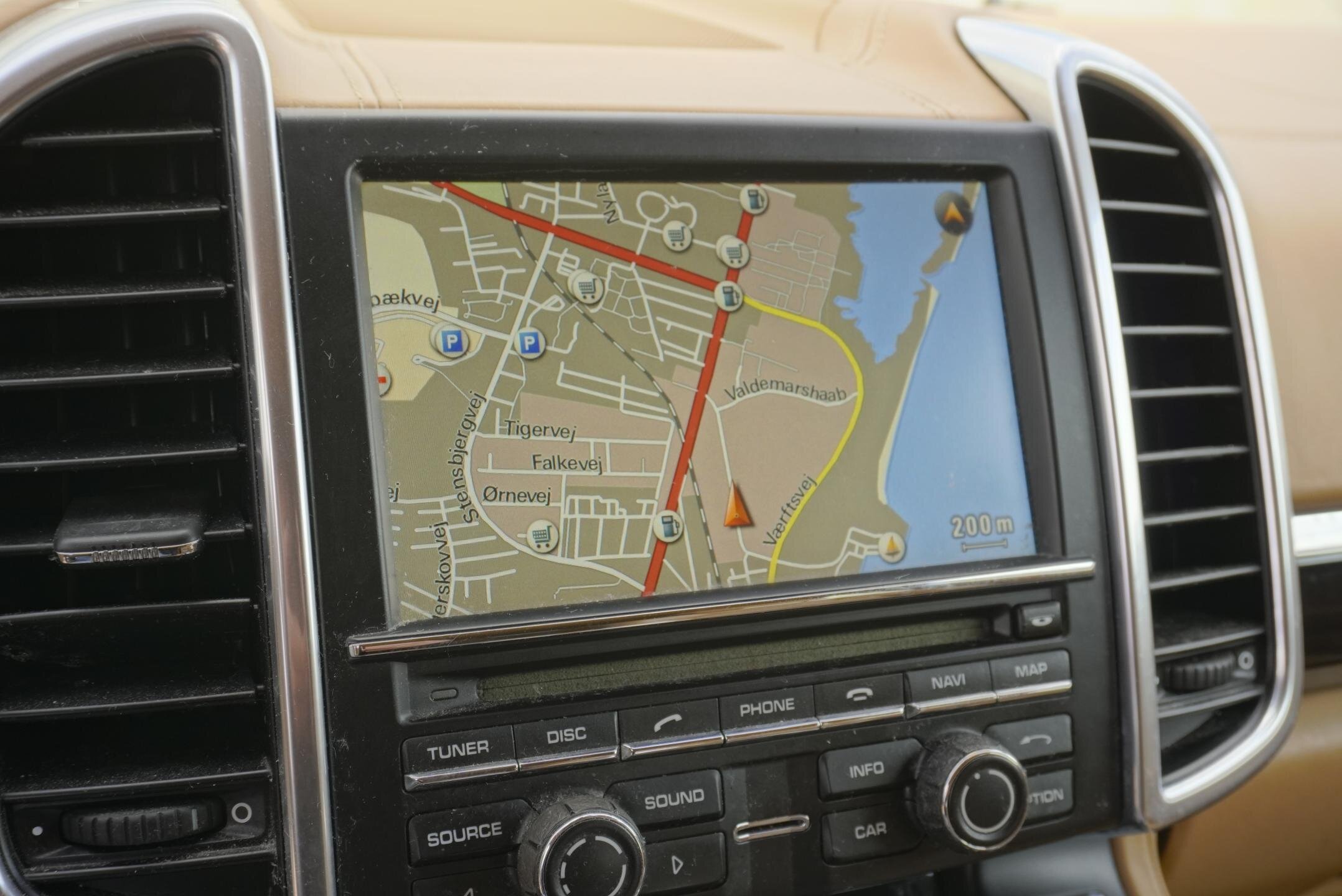 Porsche Cayenne SUV 3,0 l 176 kw