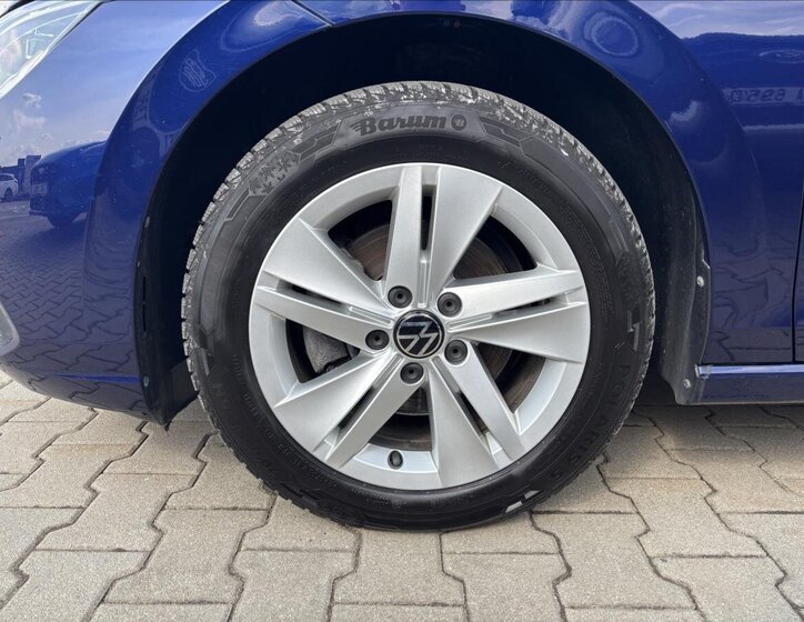 Volkswagen Golf Kombi 1,5 l 96 kw